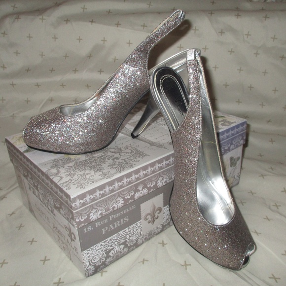 Velvet Heart Shoes - Velvet Heart Heels